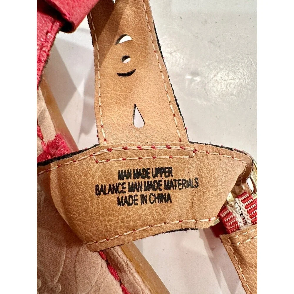 b.o.c. by Born Womens‎ Red Ankle Strap Sandals Sz US 9M
